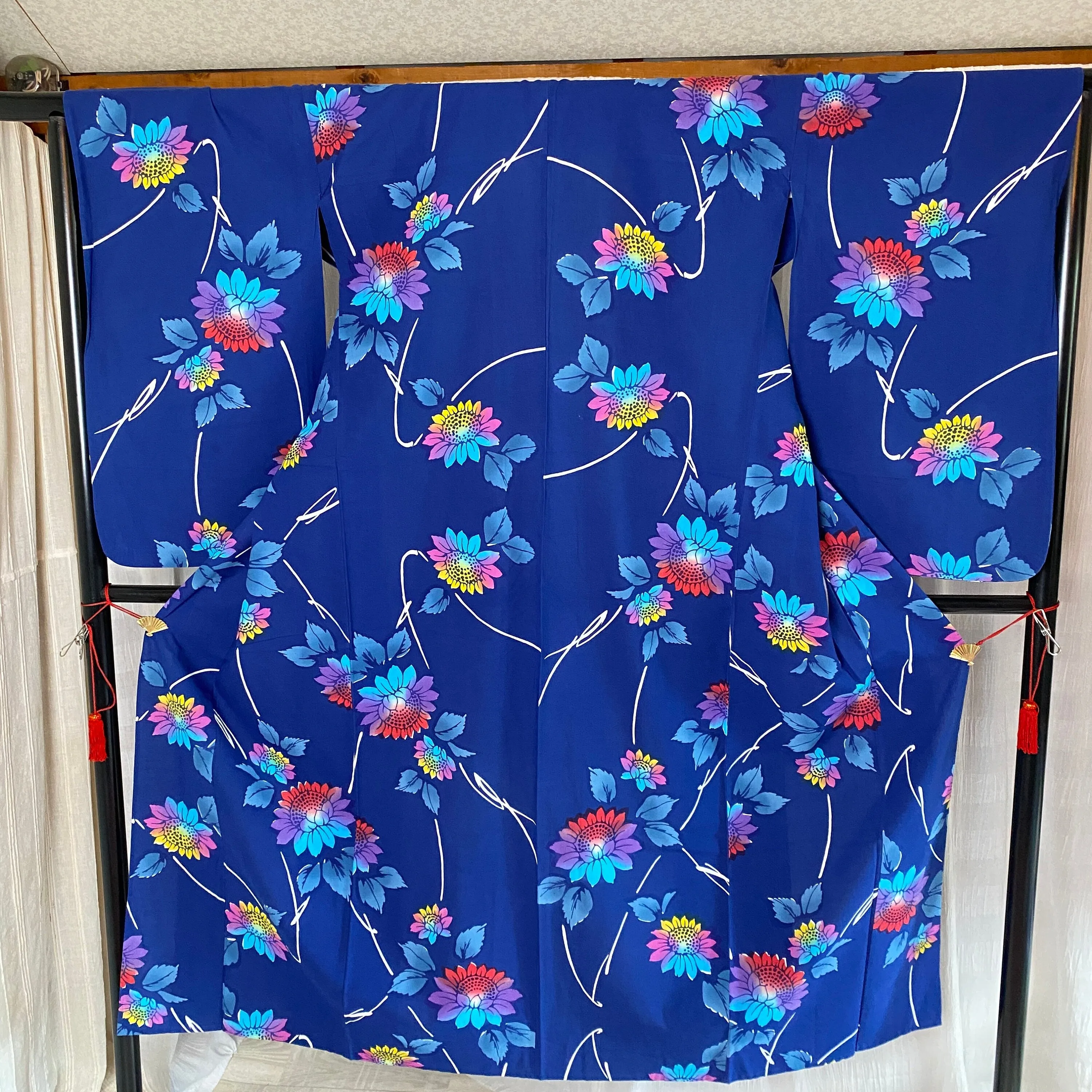Blue Yukata, Cotton robe, Sunflower pattern, Stunning dressing gown, Japanese style, Long robe, room decor, Floral Summer Kimono