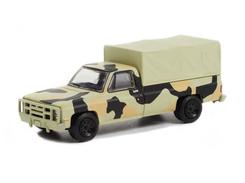 CHASE 1984 Chevrolet M1008 CUCV - Camouflage w/ Cargo Cover (Battalion 64) Series 1 Diecast 1:64 Scale Model - Greenlight 61010E