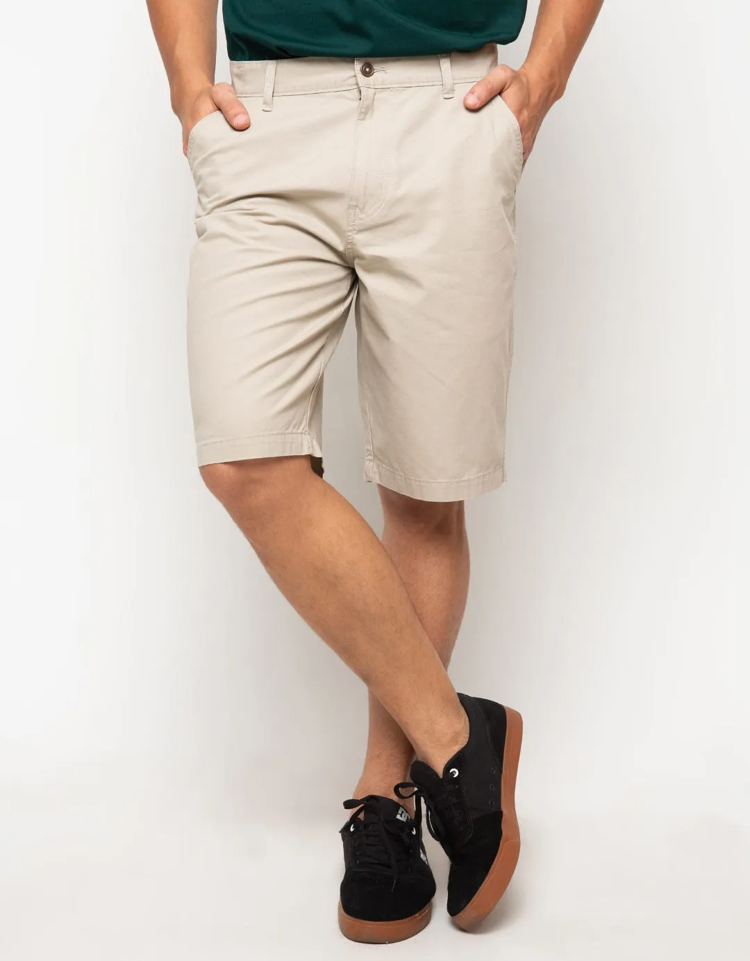 Cole Celana Pendek Chinos Basic