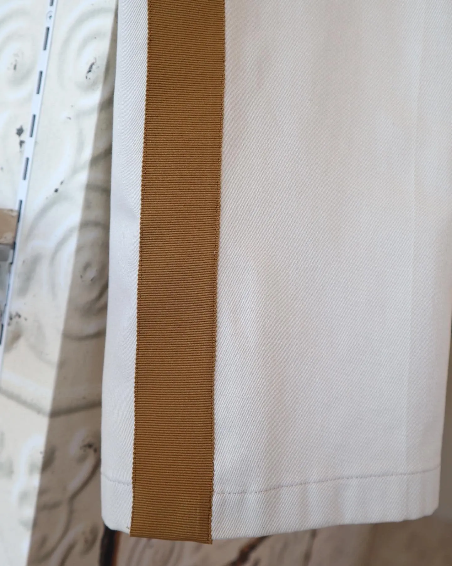 Line Chino Pants Camel-1