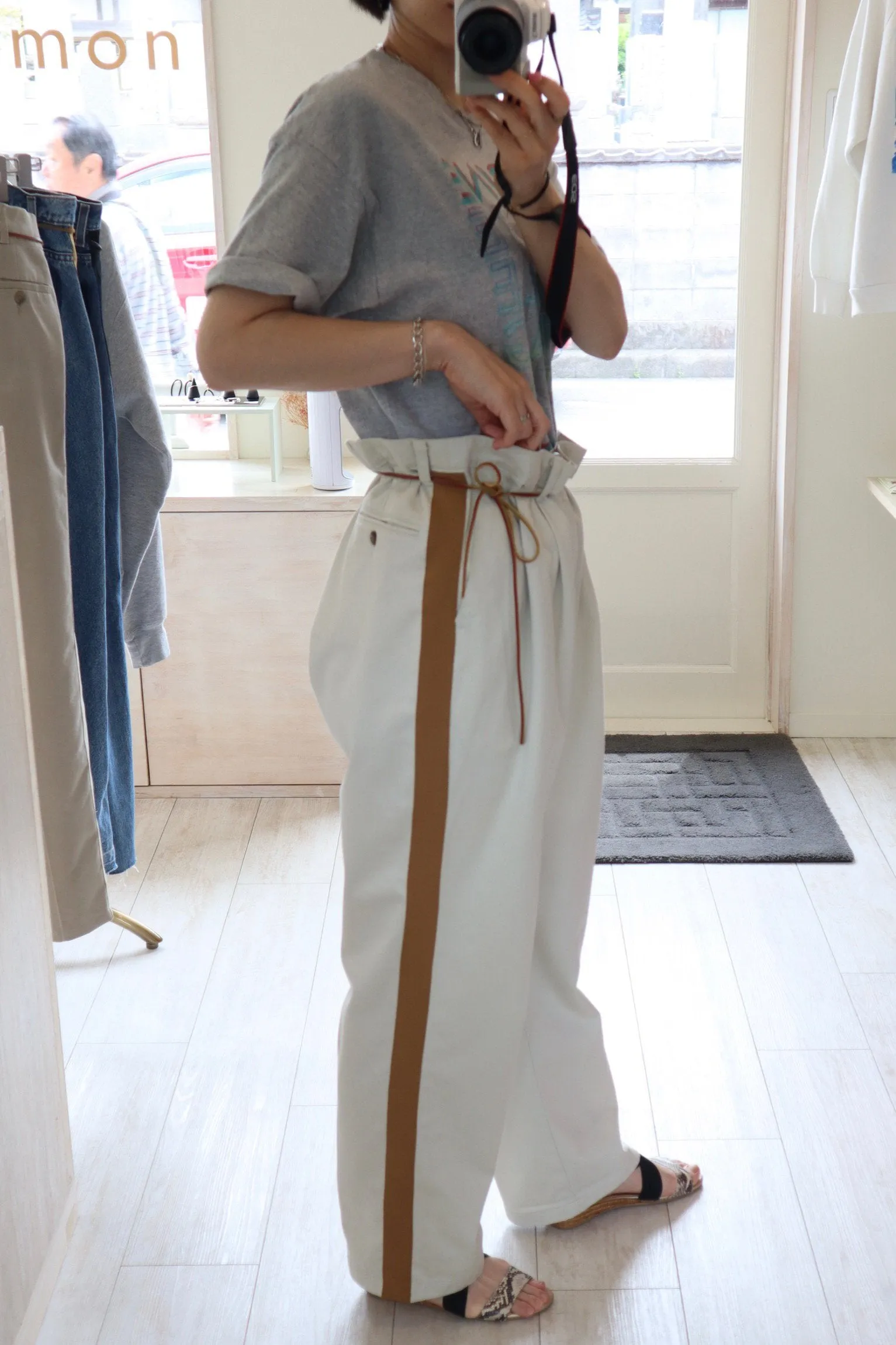 Line Chino Pants Camel-1