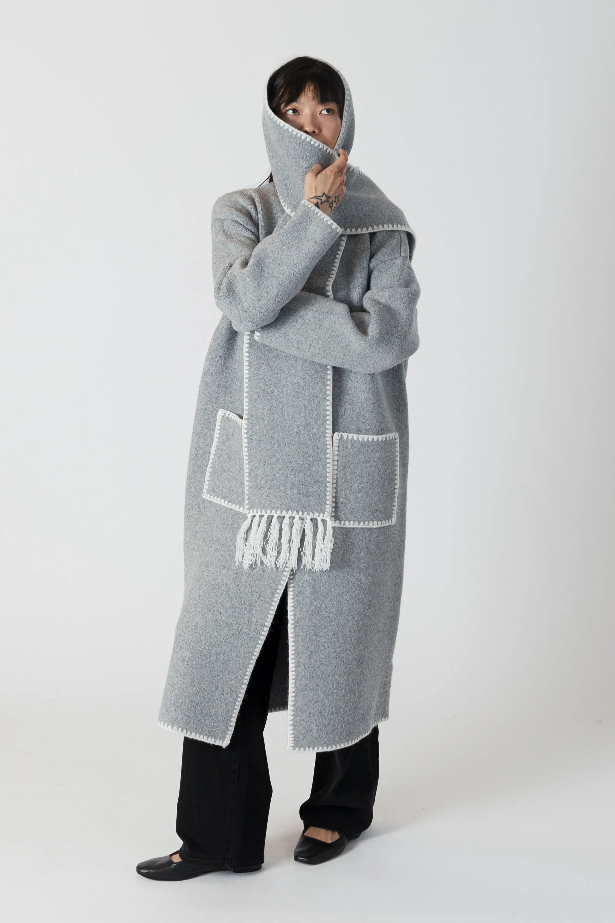 Lyla & Luxe - Delaney - Long Coat w/ Scarf Whip Stitch in Medium Grey