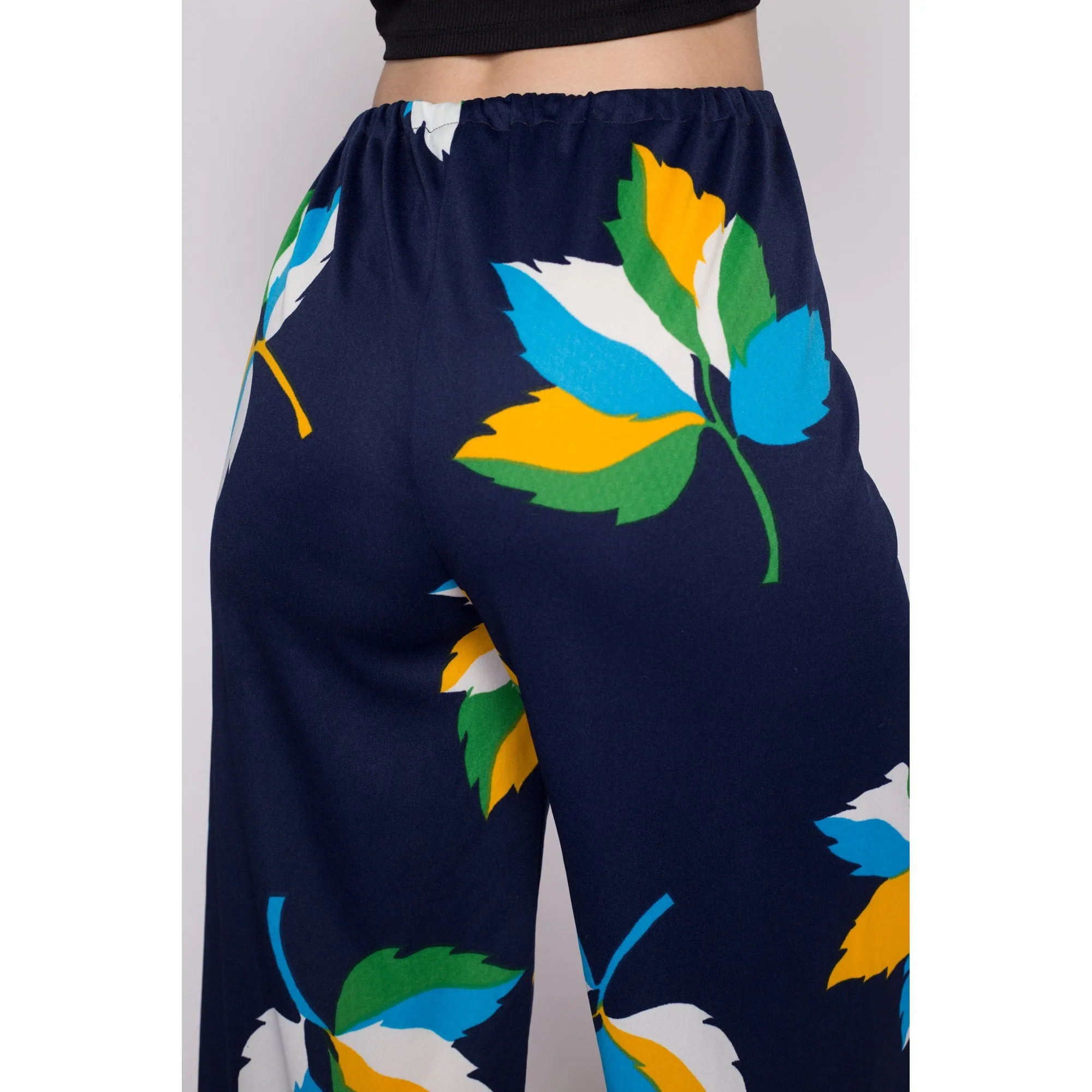 Sm-Med 70s Leaf Print Flared Pants