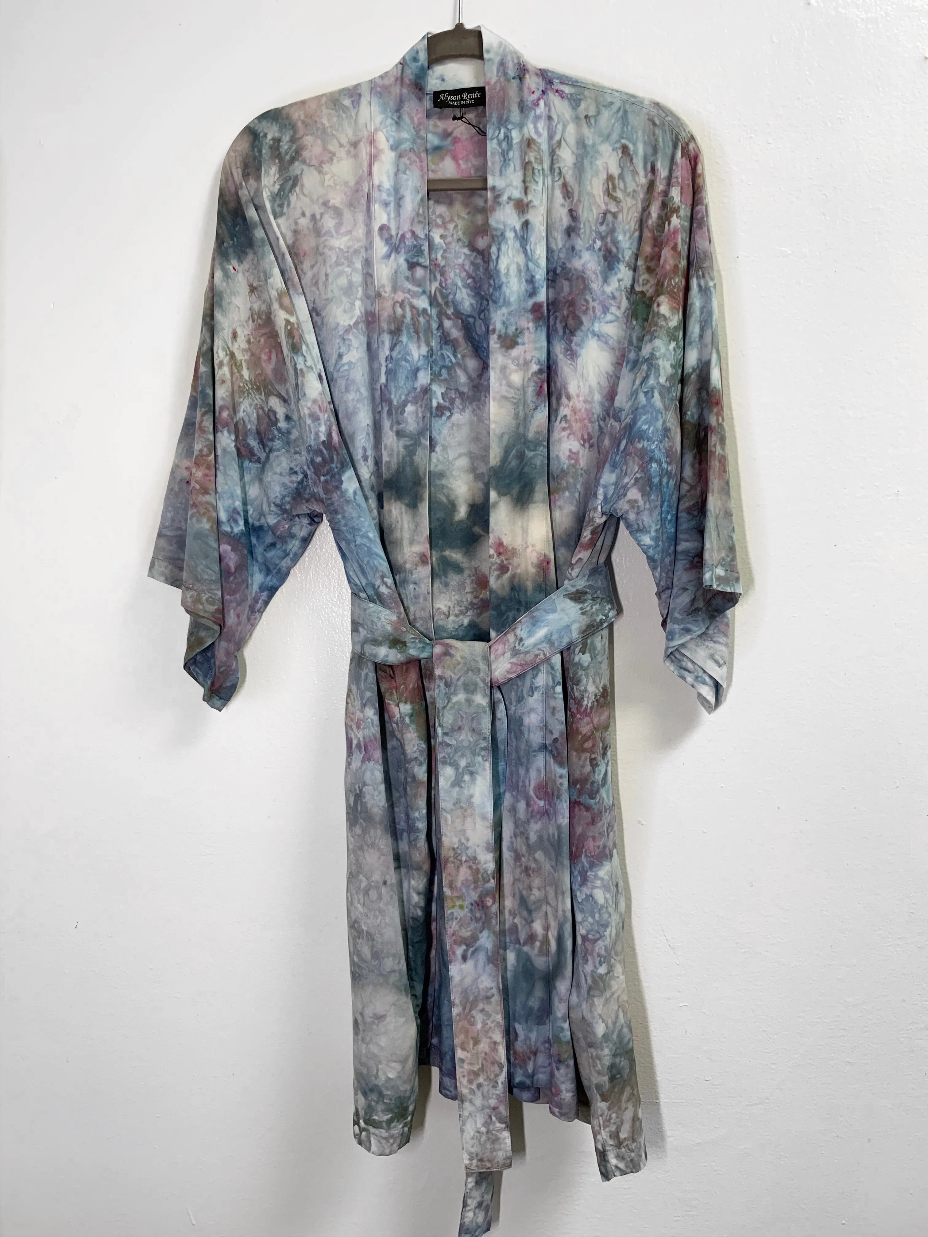 Vibrant bullseye kimono robe