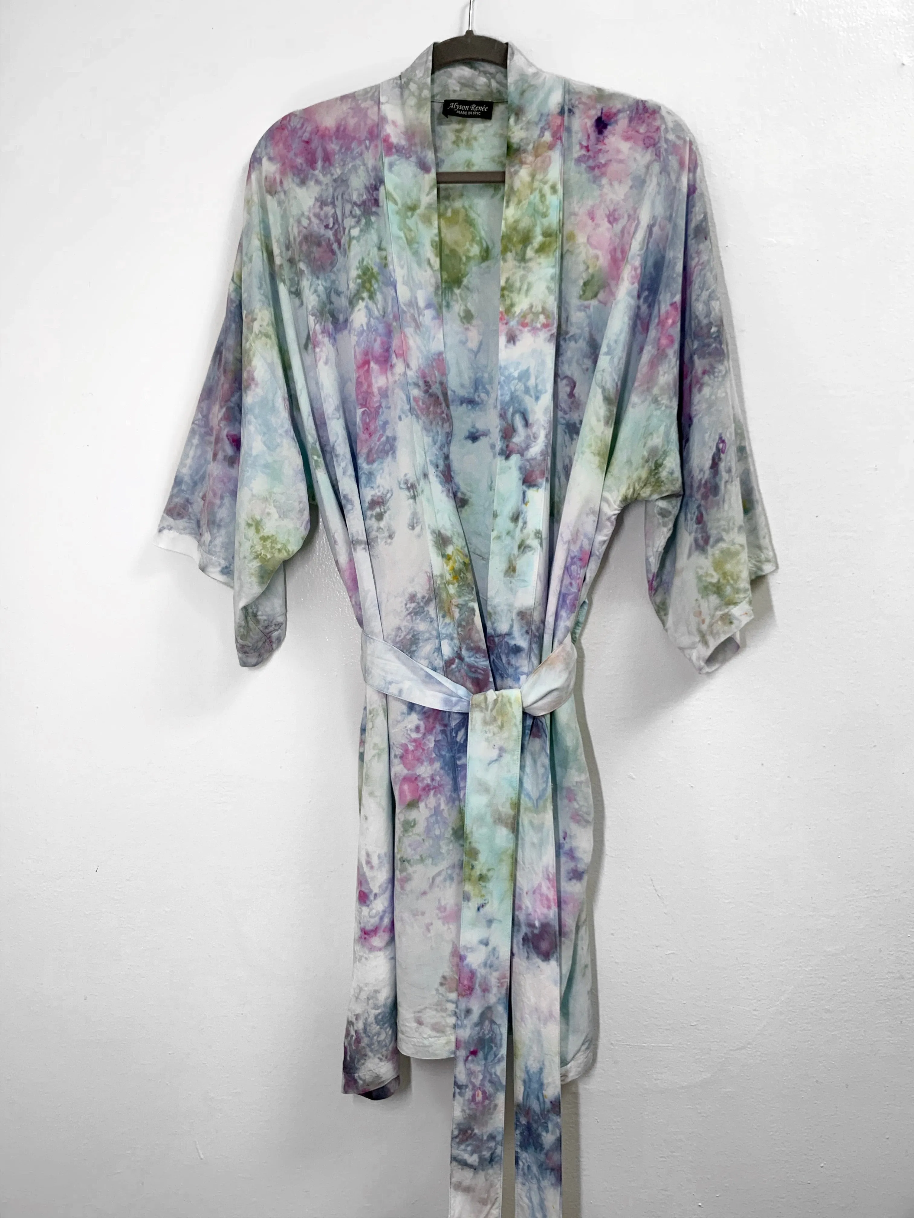 Vibrant bullseye kimono robe