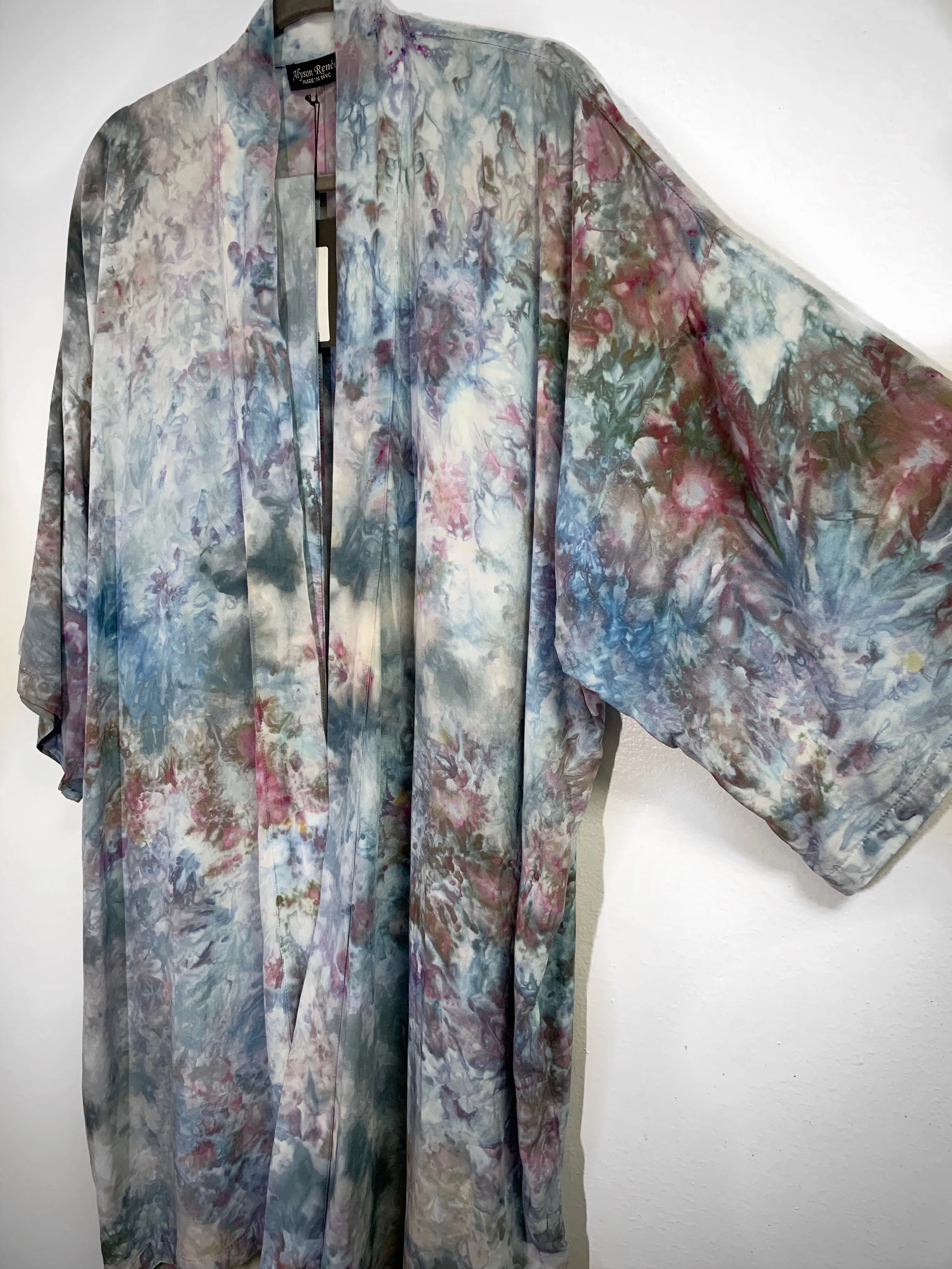 Vibrant bullseye kimono robe
